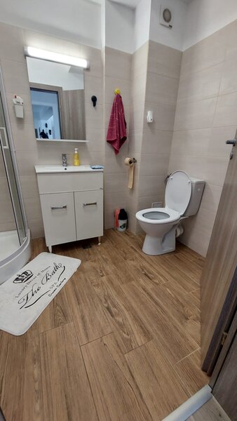 Prelungirea Ghencea, 3 camere, spatios, decomandat, loc de parcare