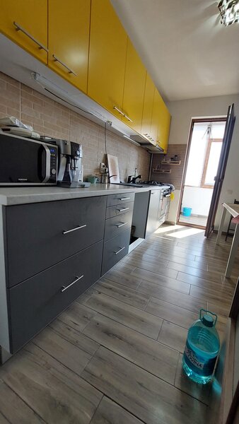 Prelungirea Ghencea, 3 camere, spatios, decomandat, loc de parcare
