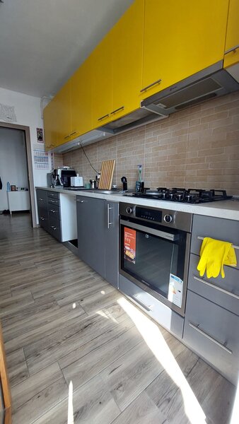 Prelungirea Ghencea, 3 camere, spatios, decomandat, loc de parcare
