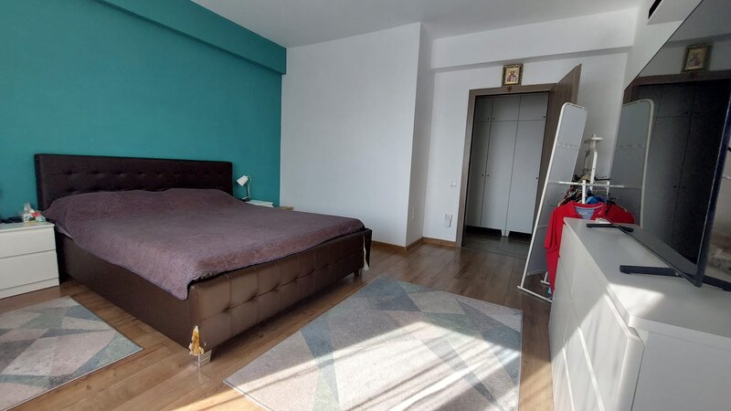 Prelungirea Ghencea, 3 camere, spatios, decomandat, loc de parcare